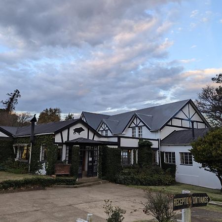 The Historic Hogsback Inn Exterior foto